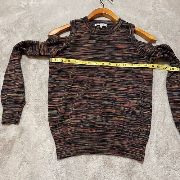 Rebecca Minkoff cold shoulder long sleeve pullover sweater - Picture 4 of 9